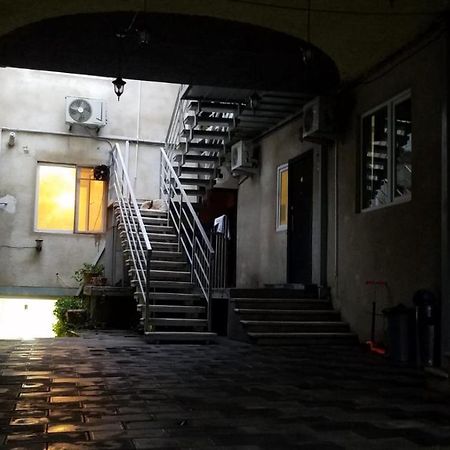 Overnight Flat In Tbilisi Luaran gambar
