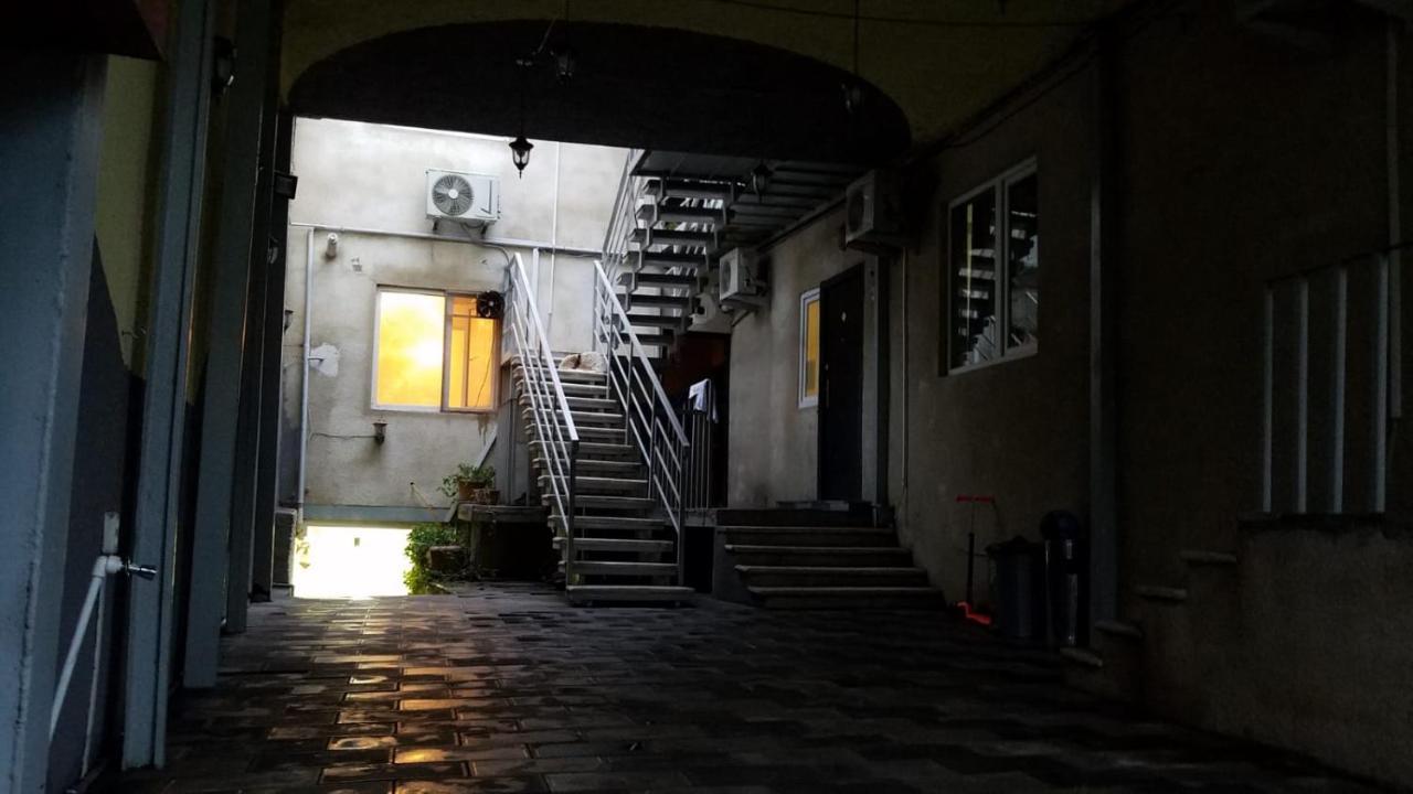 Overnight Flat In Tbilisi Luaran gambar