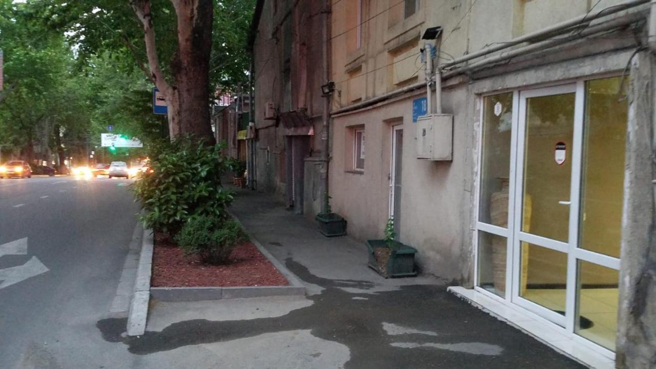 Overnight Flat In Tbilisi Luaran gambar